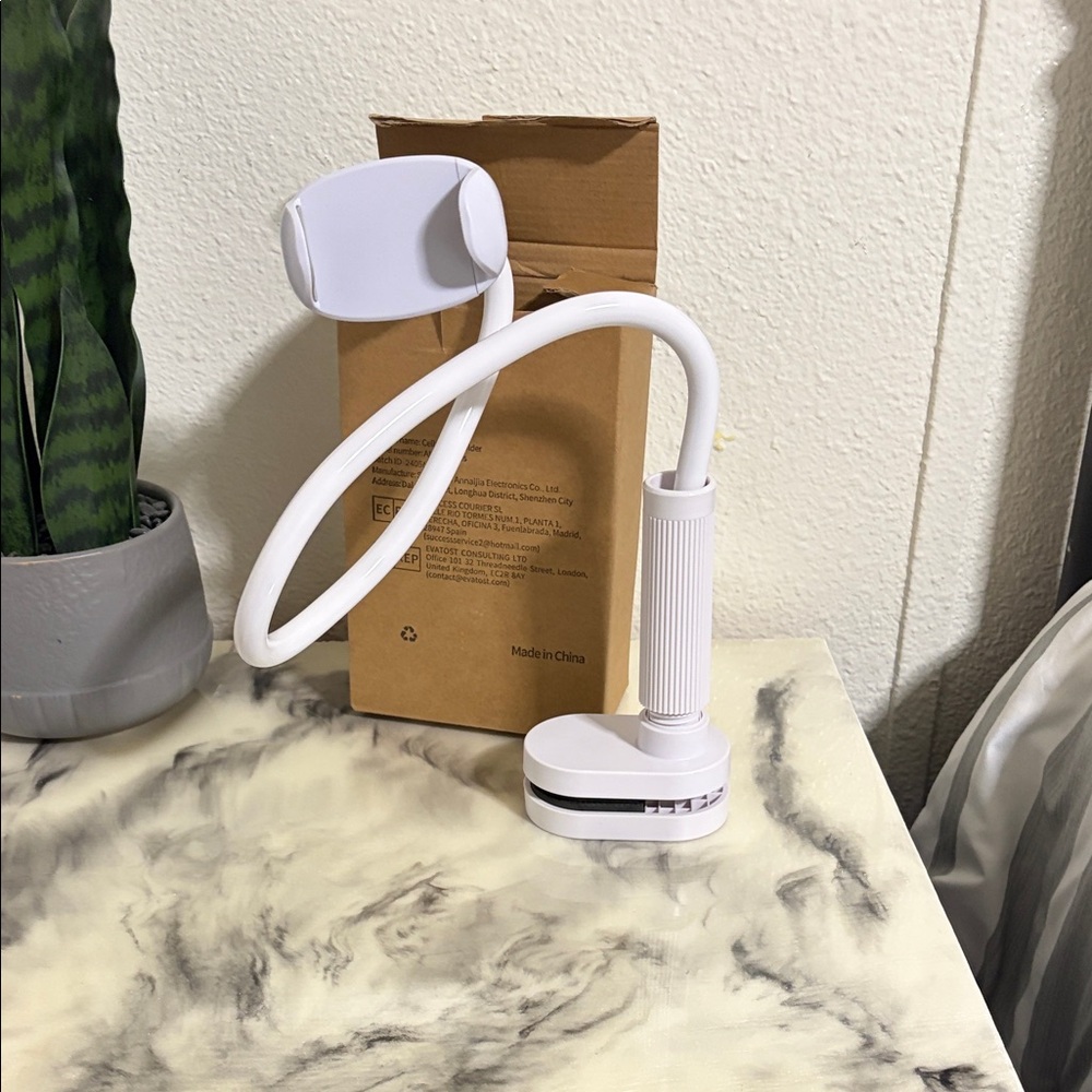 White Flexible Phone Holder With Clamp